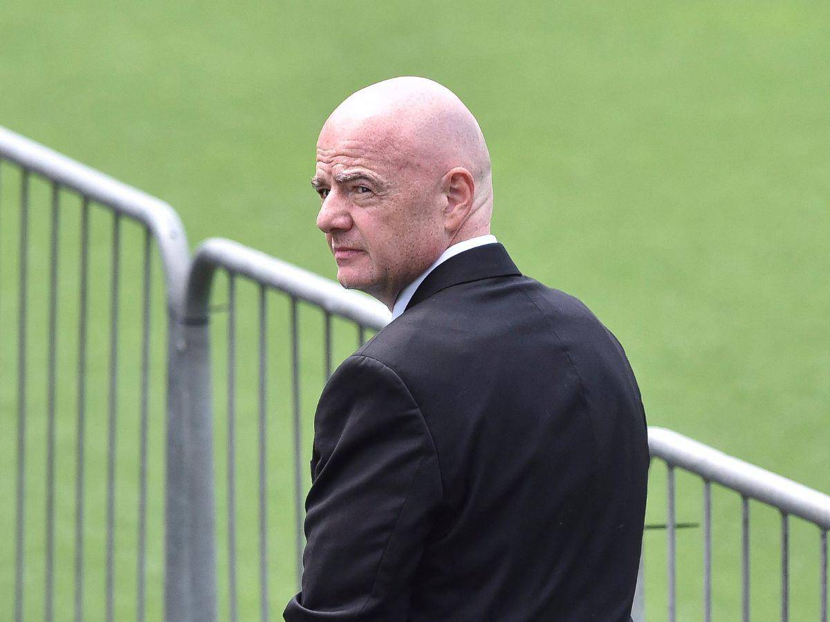 Gianni Infantino pide que cada país miembro de FIFA tenga un estadio llamado Pelé