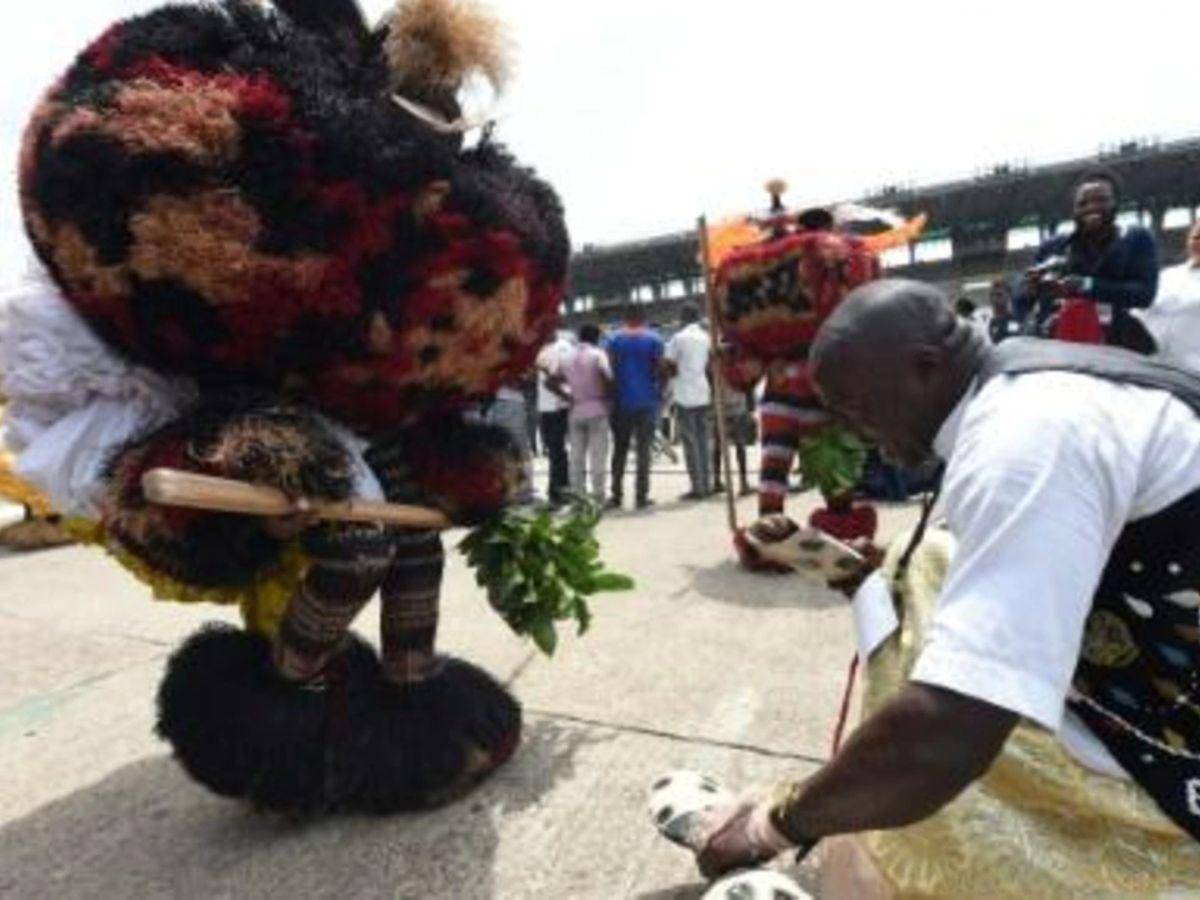 Alrededor de 7 muertos y 29 heridos deja atropello durante un carnaval en Nigeria