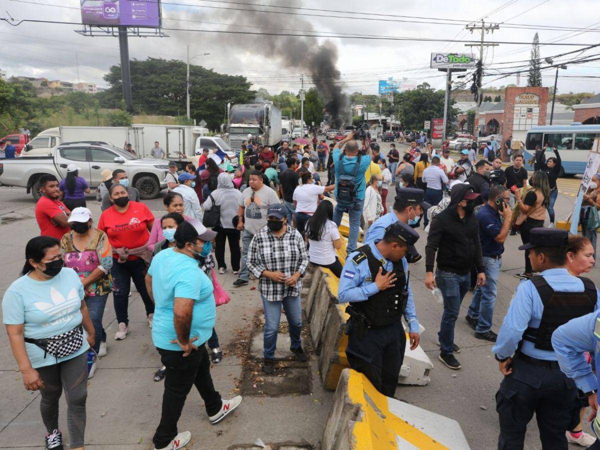 Este martes se discutirá ordenanza para llevar buses al mercado Perisur