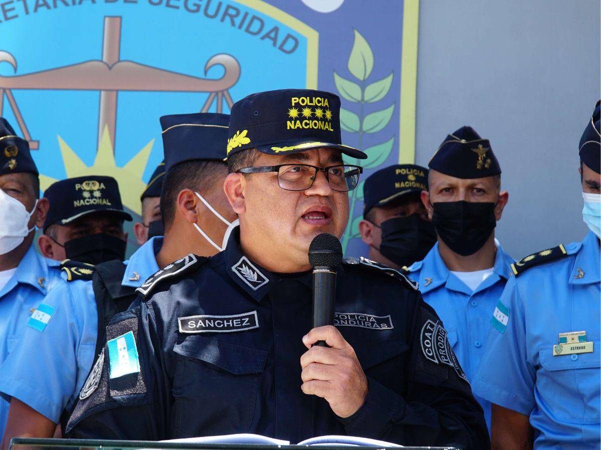 $!Gustavo Sánchez, director de la Policía Nacional no contestó las consultas sobre las facultades de la comisión interventora para suplantar a los agentes policiales en los centros penales.