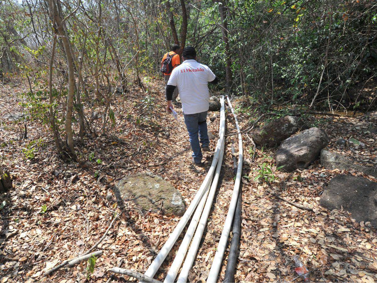 $!La Serna y la Fiscalía del Ambiente investigan el impacto está teniendo la extracción del agua sobre las demás comunidades.