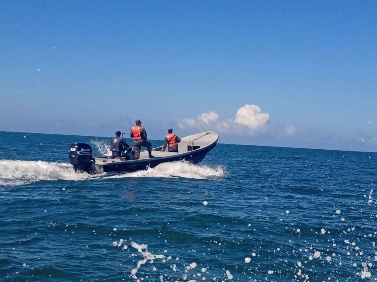 Buscan en el mar a adulto mayor que desapareció tras salir a pescar en La Ceiba