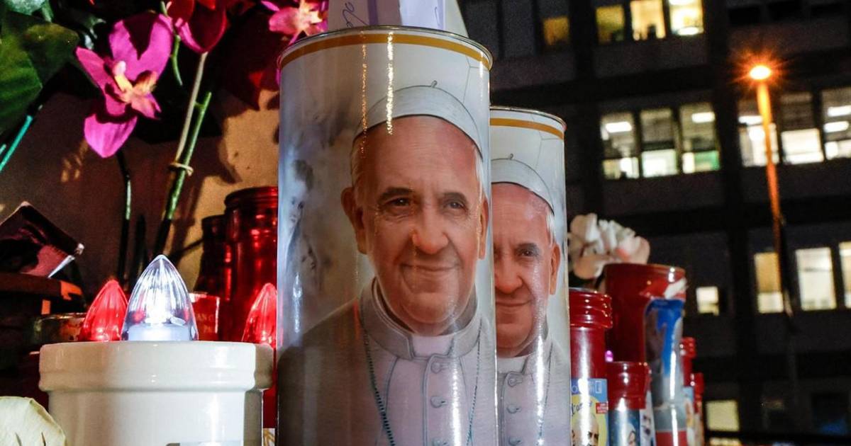 Salud del papa Francisco mantiene en constante oración al pueblo católico