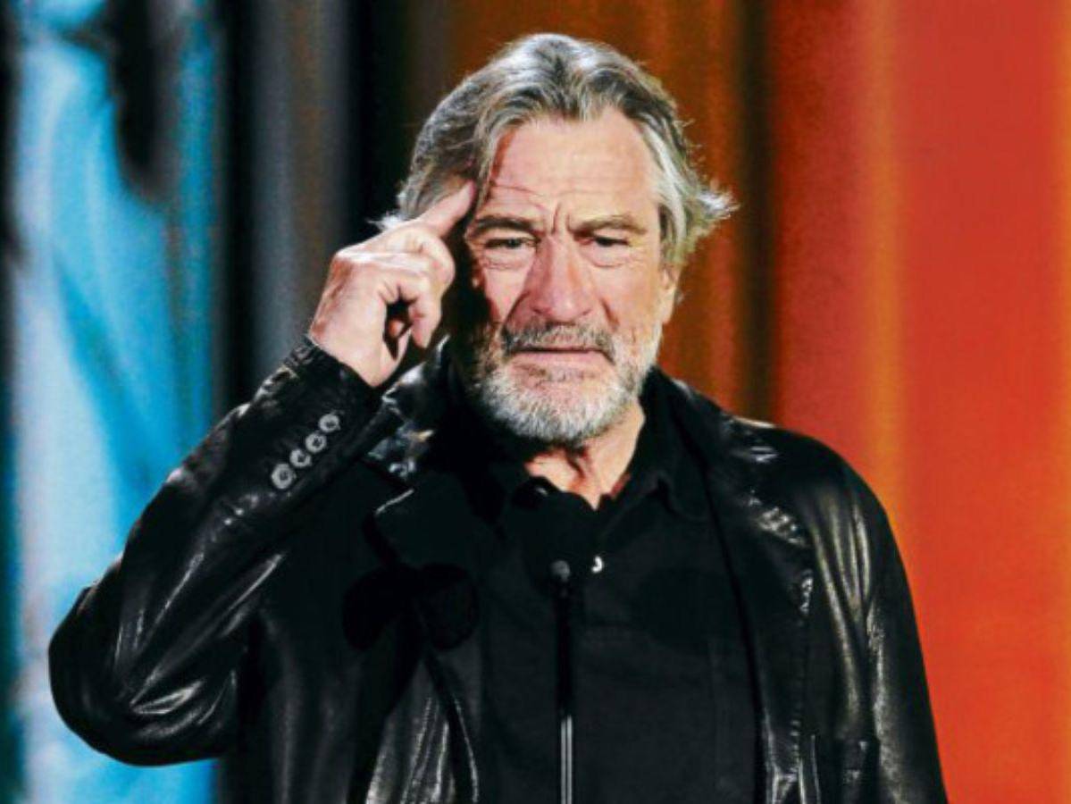 Arrestan a mujer que intentó robar los regalos de Navidad de Robert De Niro