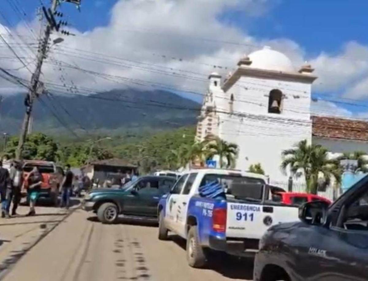 ¿A quién estaban velando el día del altercado entre policías y civiles en Catacamas?