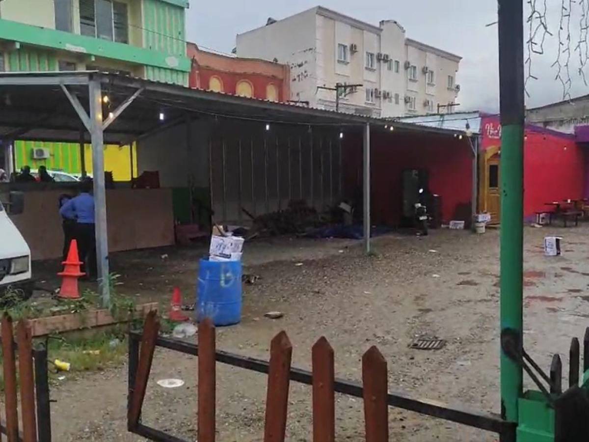 En un carwash asesinan a dos hombres en El Progreso