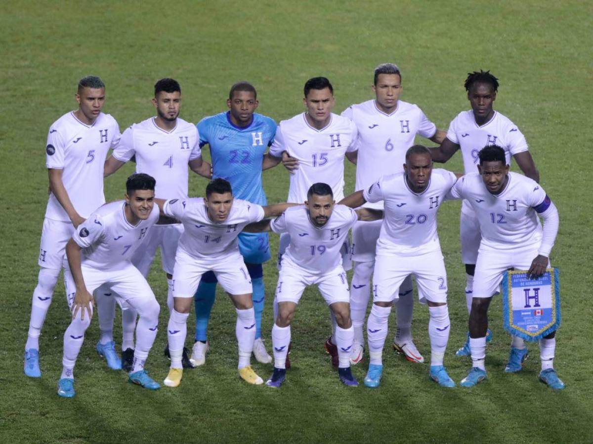 ¿En qué posición terminó Honduras en el ranking FIFA en 2022?