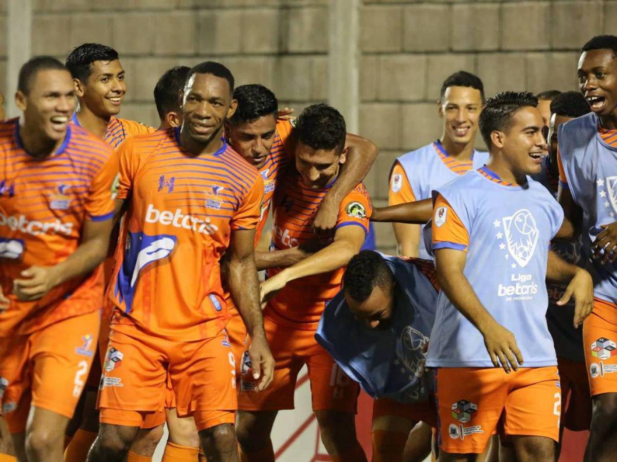 Lobos UPN remonta y vence 3-2 a Vida, que se queda sin Liguilla