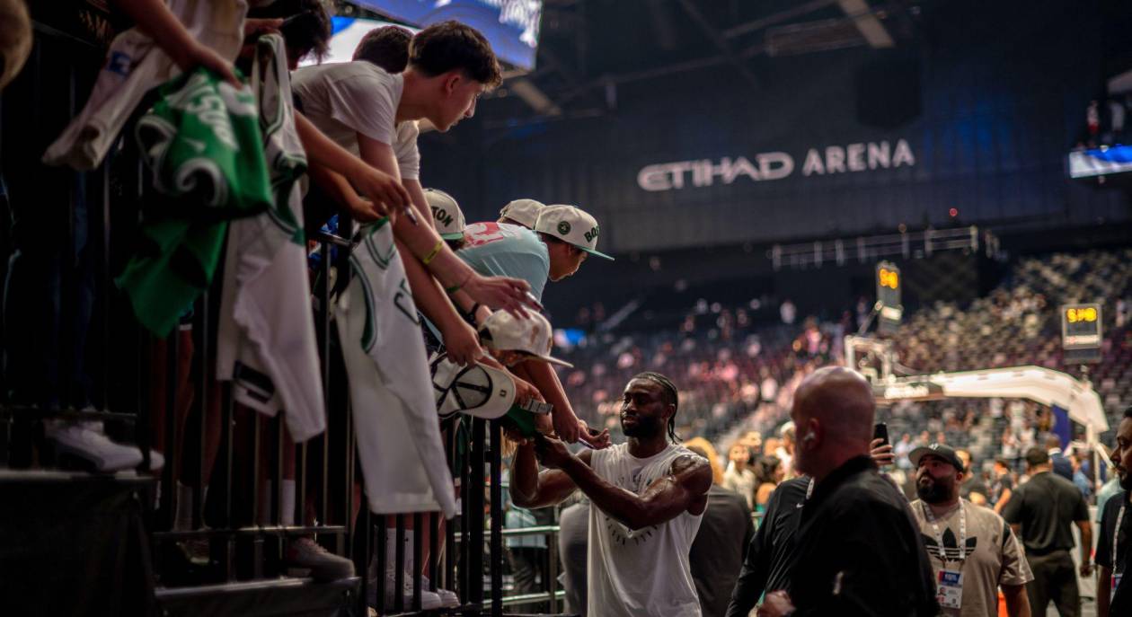 NBA en EAU: Entre el espectáculo y críticas por derechos humanos