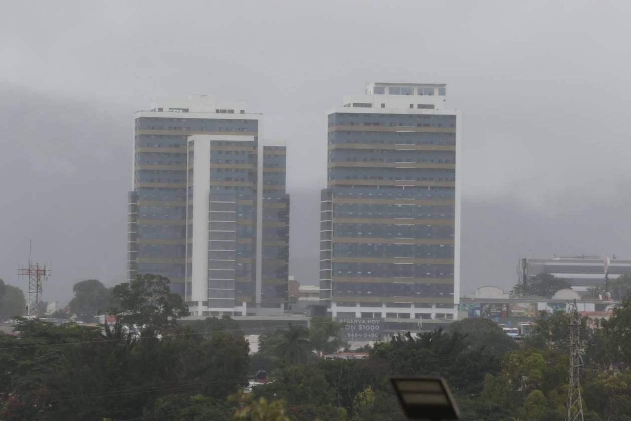 Un nuevo frente frío que traerá lluvias ingresará esta semana a Honduras