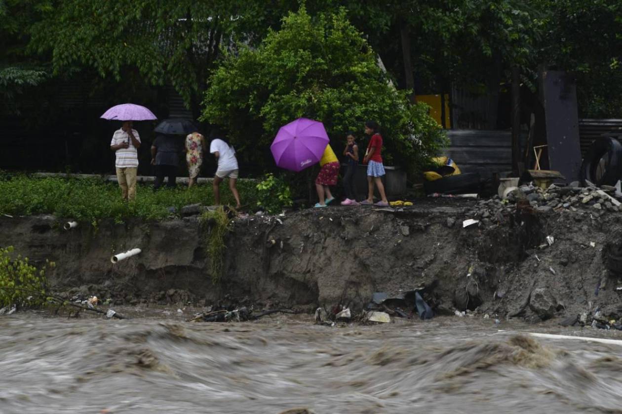 Evacuación inmediata recomienda Copeco en la zona Norte por lluvias