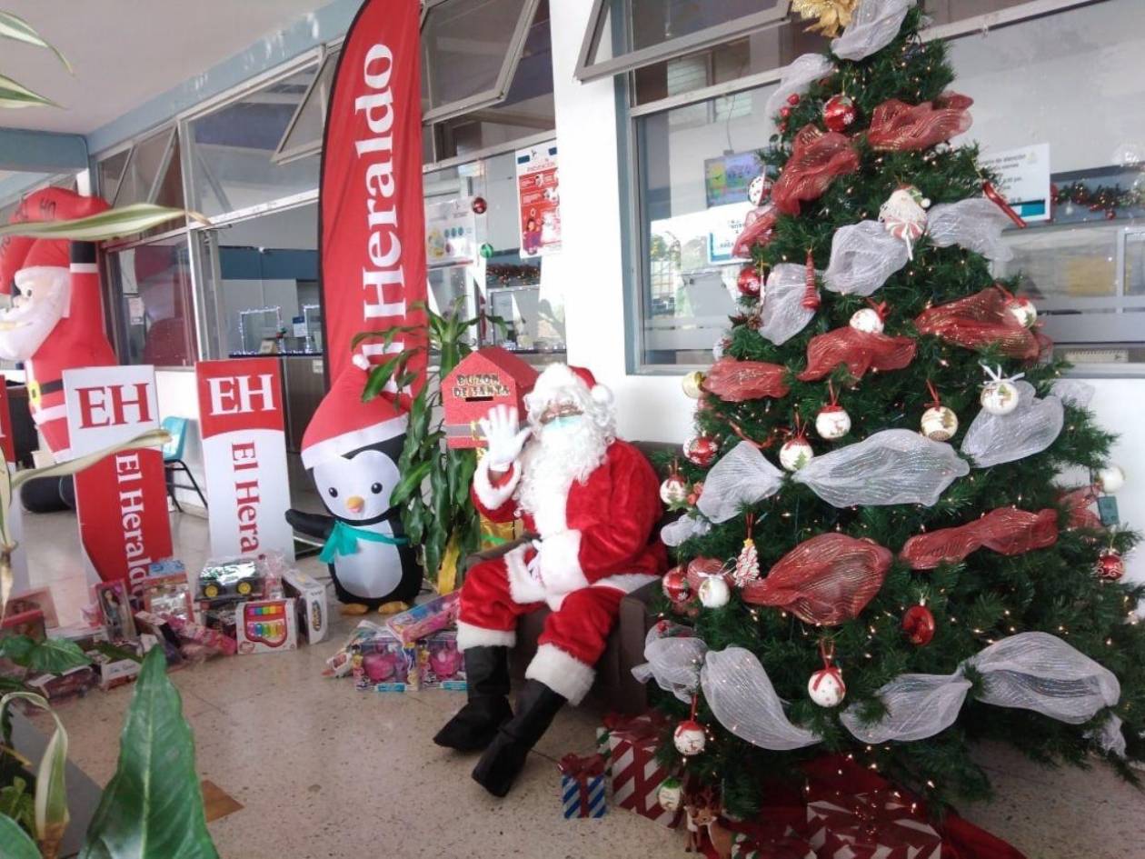 Santa Claus llega hoy con los regalos para los niños que le enviaron cartas