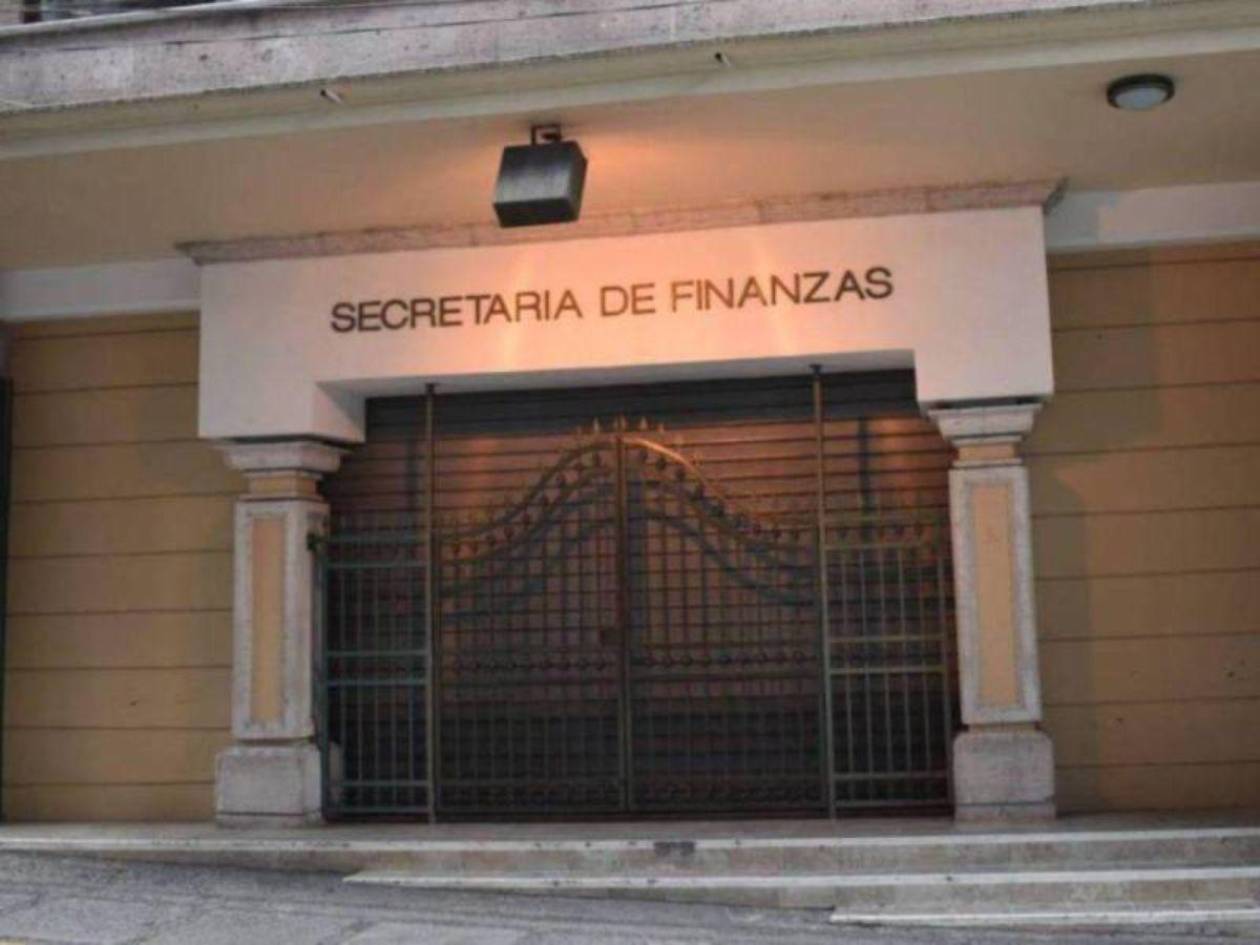 ¿Cuánto dinero dispone en caja la Secretaría de Finanzas para cubrir pagos?