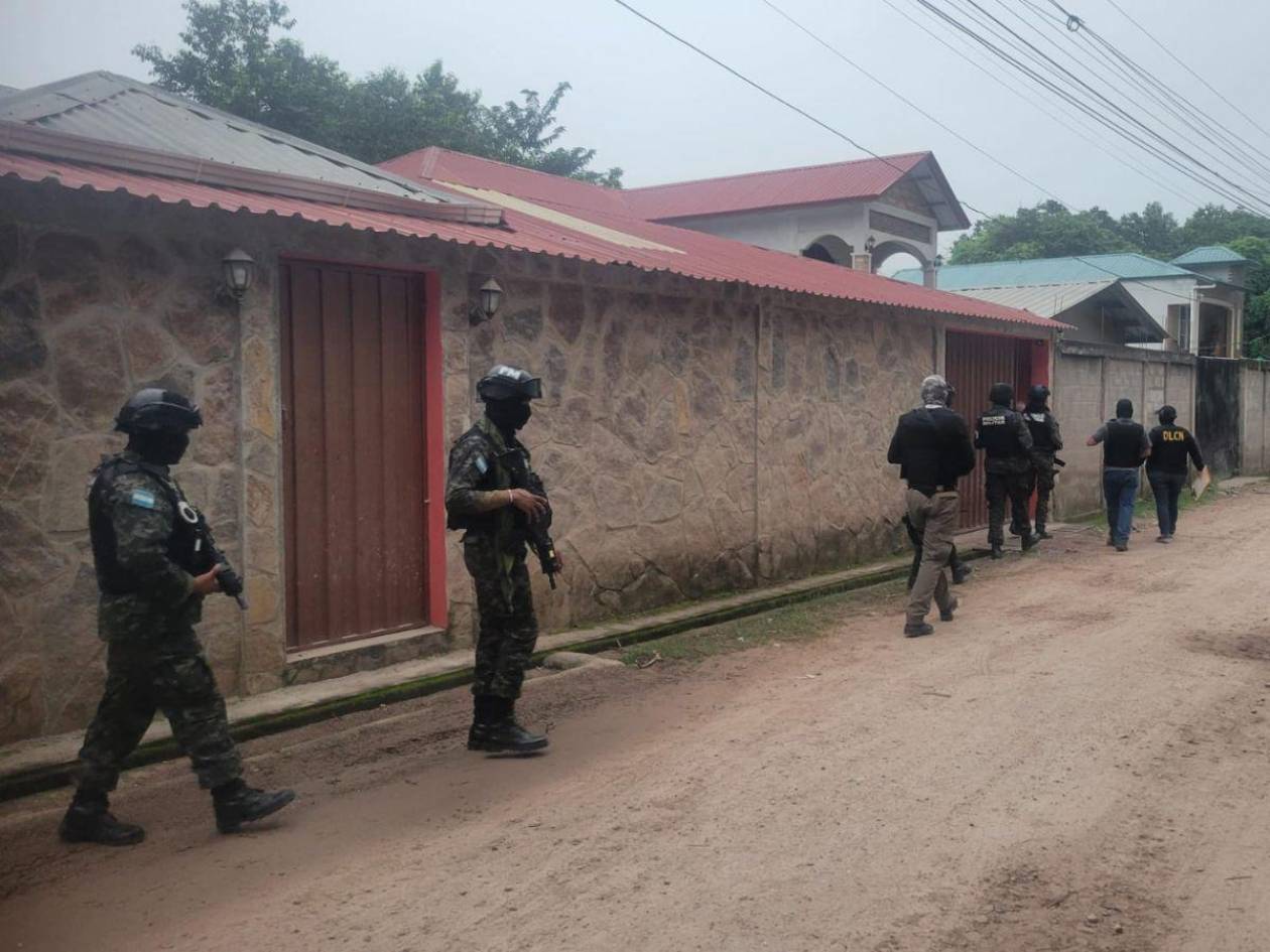 Capturan a policías y militares por facilitar información al narcotráfico