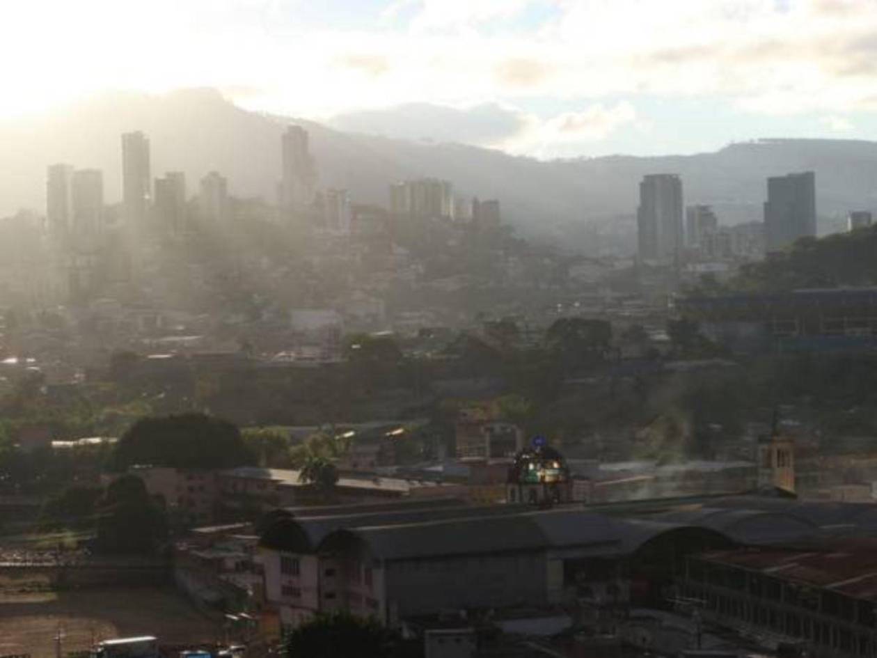 ¿Cuál es el pronóstico del clima para hoy lunes 11 de noviembre en el país?