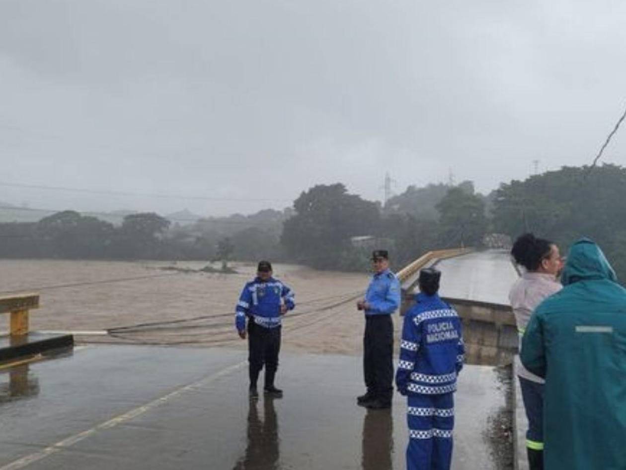 ¿Cuáles son los puentes y carreteras dañadas por la tormenta Sara?