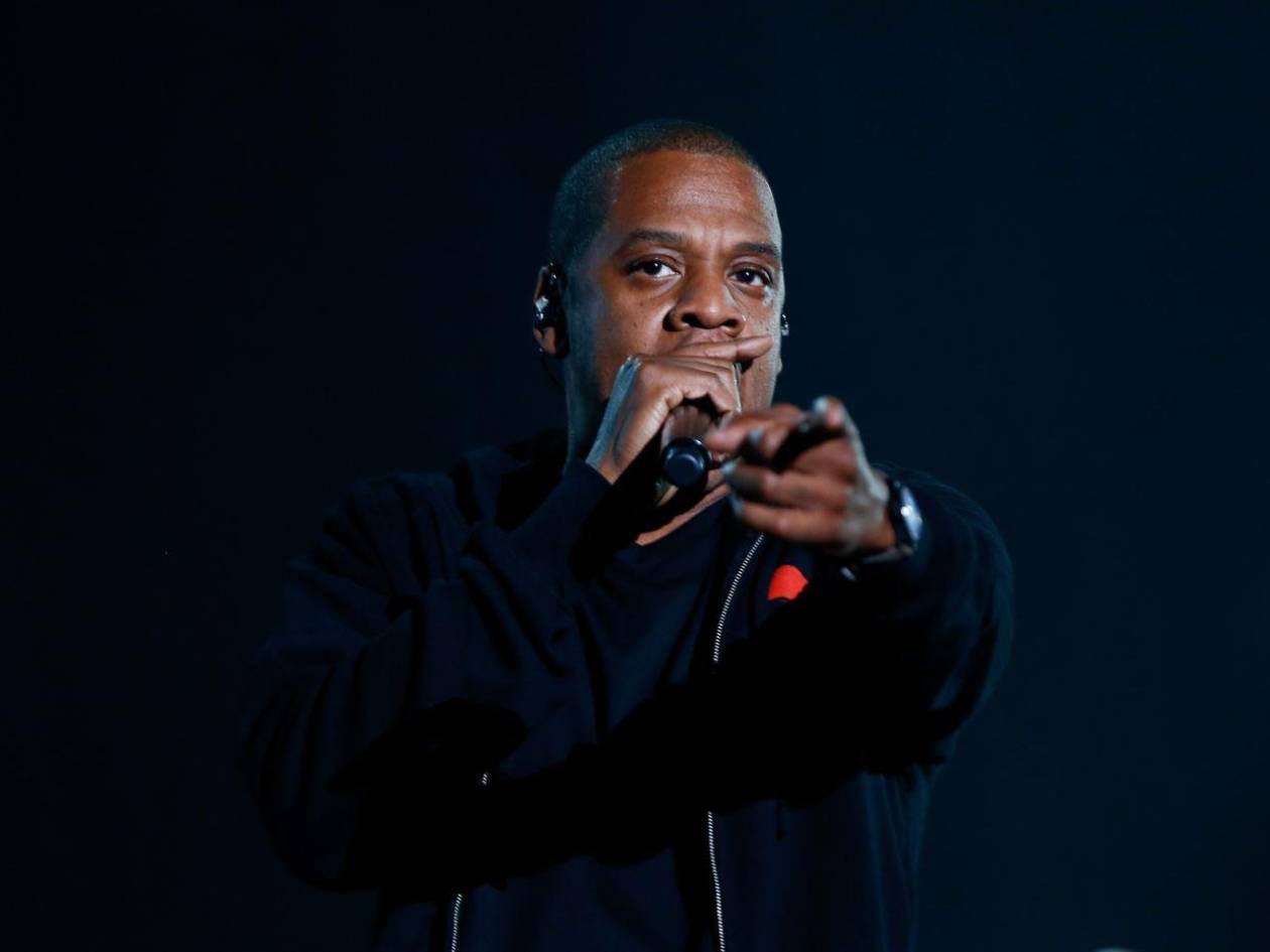 Jay-Z niega las “atroces” acusaciones de que violó a una menor de edad