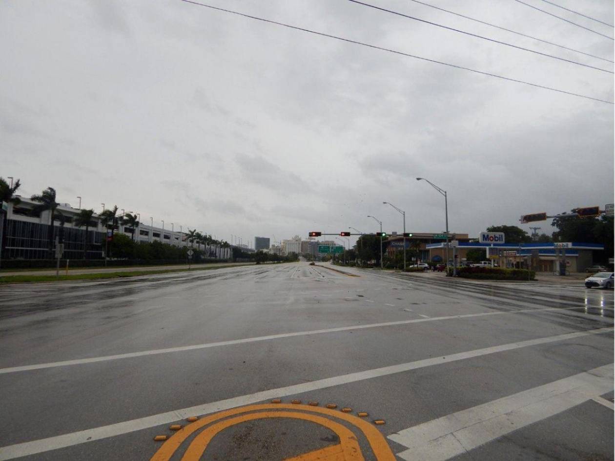 Autoridades alertas ante posible llegada de huracán Helene a Florida