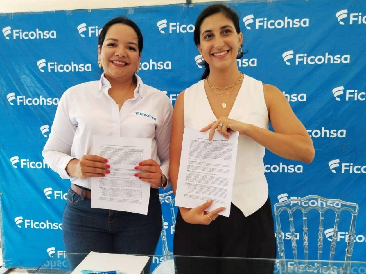 Ficohsa impulsa a emprendedoras a través de alianza con Mercado Fest