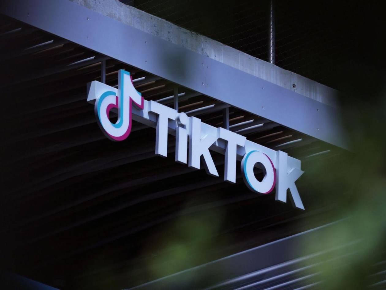 Tik Tok vetará los filtros a menores de 18 años, por salud mental