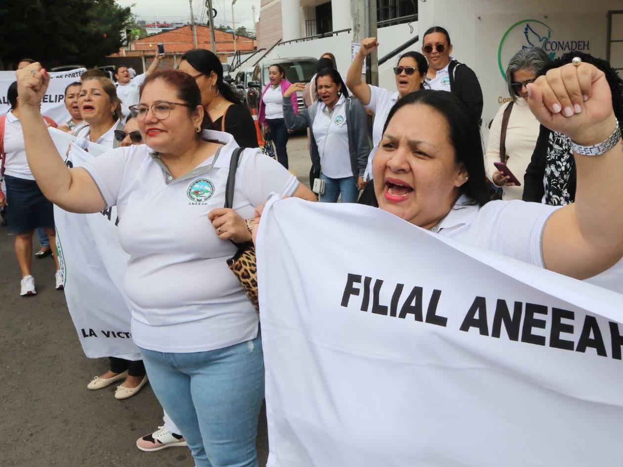 ANEEAH abandonará áreas críticas de hospitales si no acuerdan con Salud