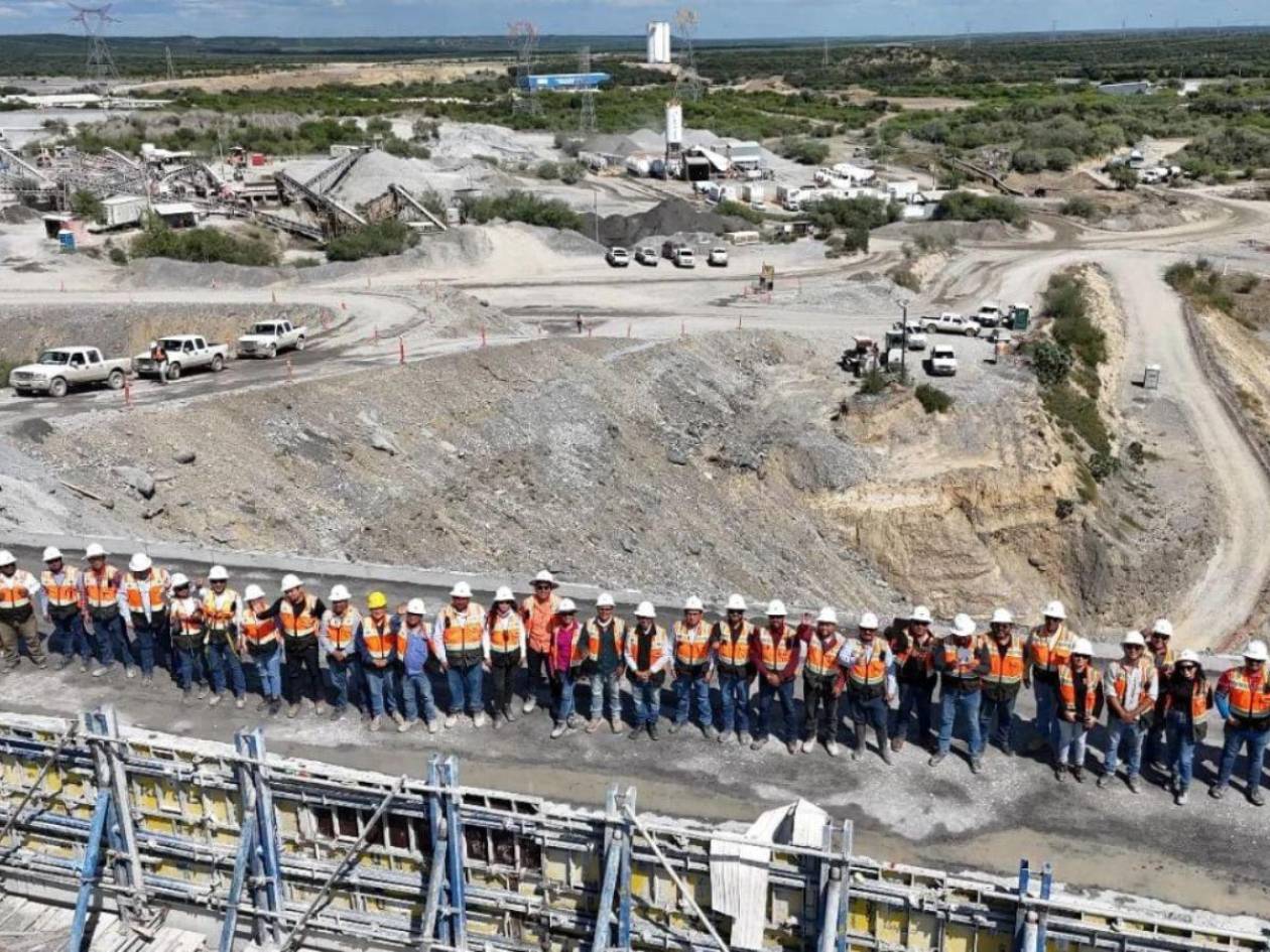 José Valdez, el hondureño que hace historia en la presa más grande de Latinoamérica