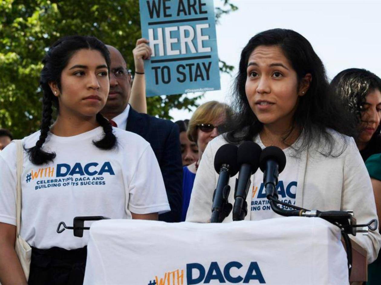 Denuncian exclusión de dreamers en Obamacare en 19 estados tras fallo judicial