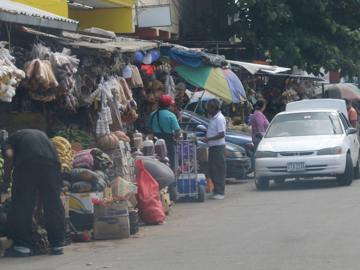 Sector comercio de Tegucigalpa, afectado por baja circulación de efectivo