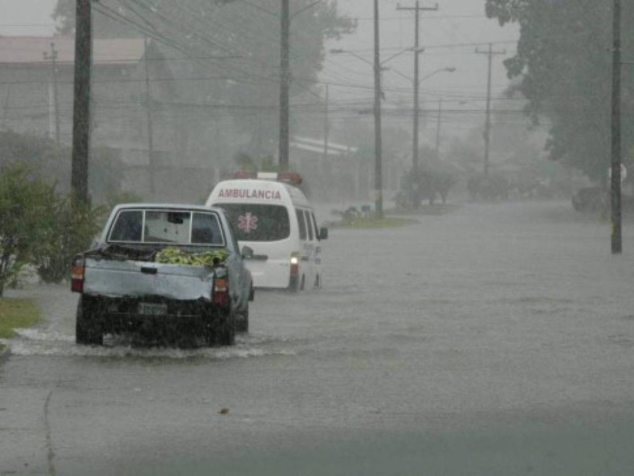 En alerta amarilla Atlántida por lluvias que deja cuña de alta presión