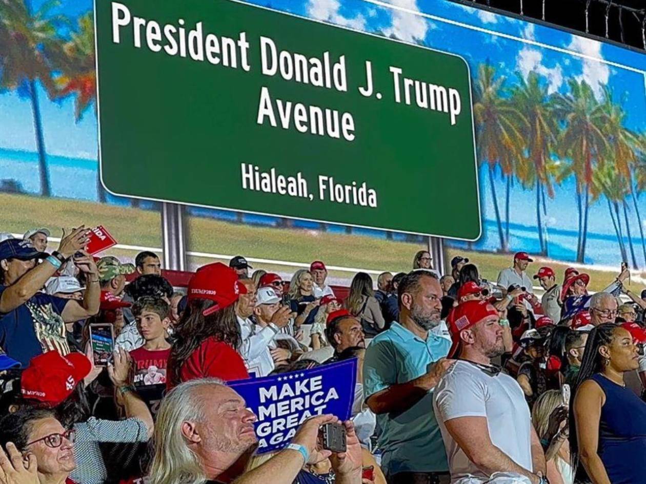 Ciudad llena de hispanos de Florida busca nombrar la avenida Donald Trump