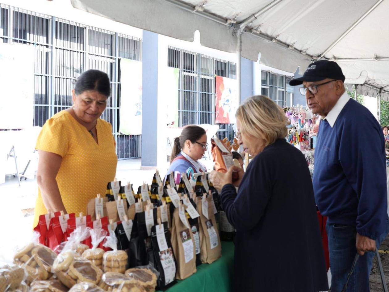 Con feria festejan los 12 años de Honduras Emprende