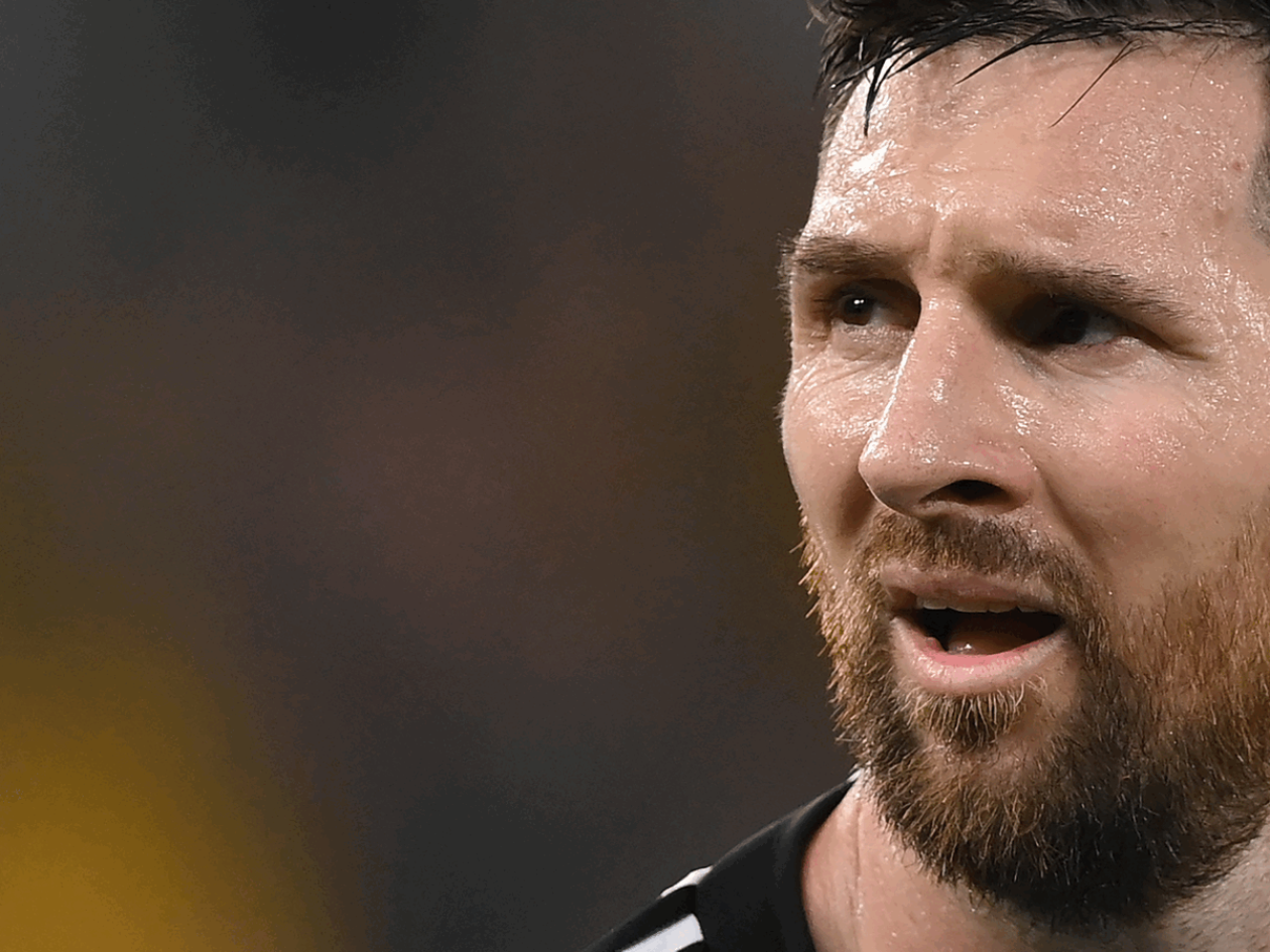 Así reaccionó Messi tras avanzar a cuartos de final en sufrido partido de Argentina