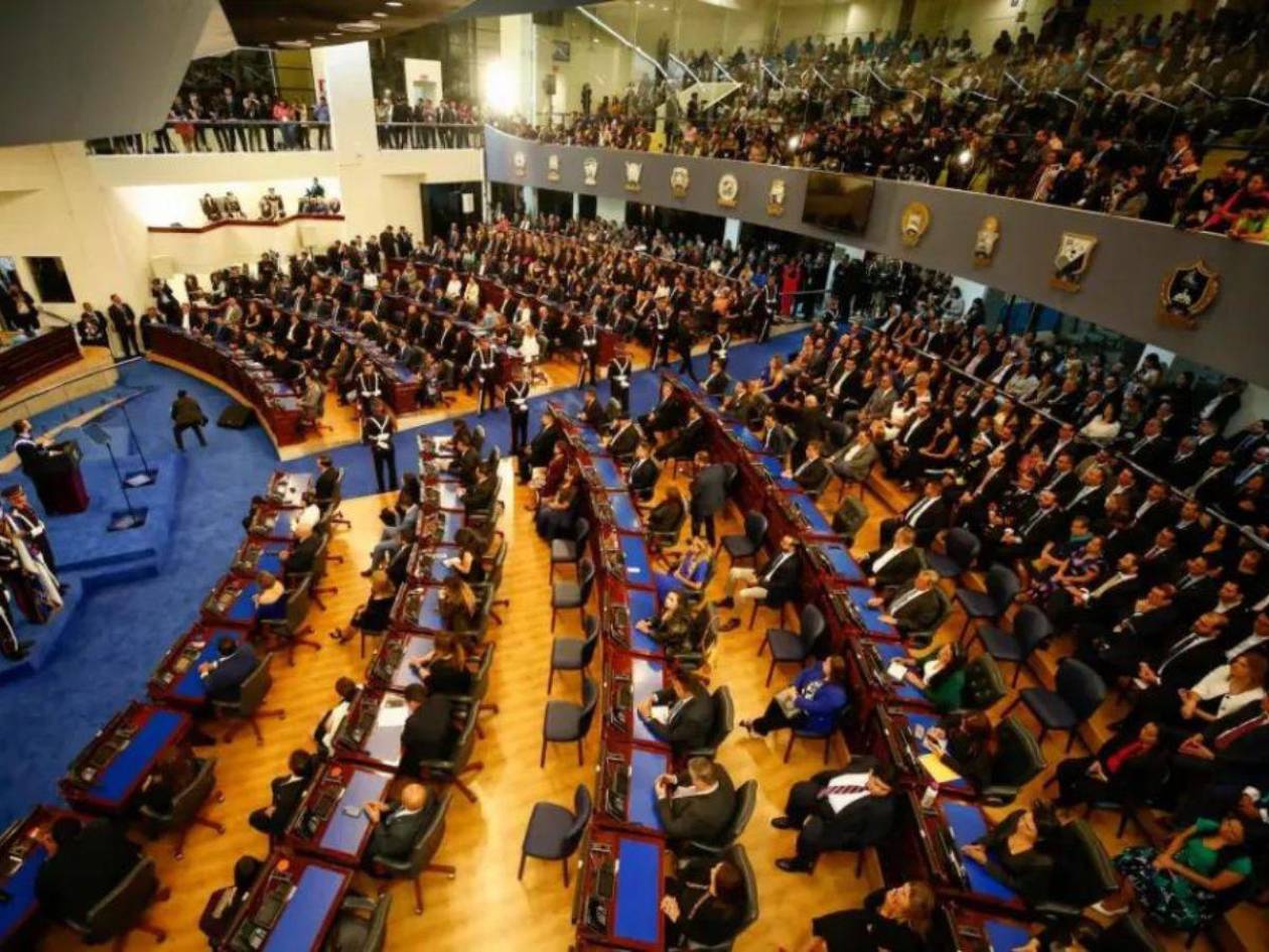 Asamblea de El Salvador aprueba ampliación del régimen de excepción sin debate