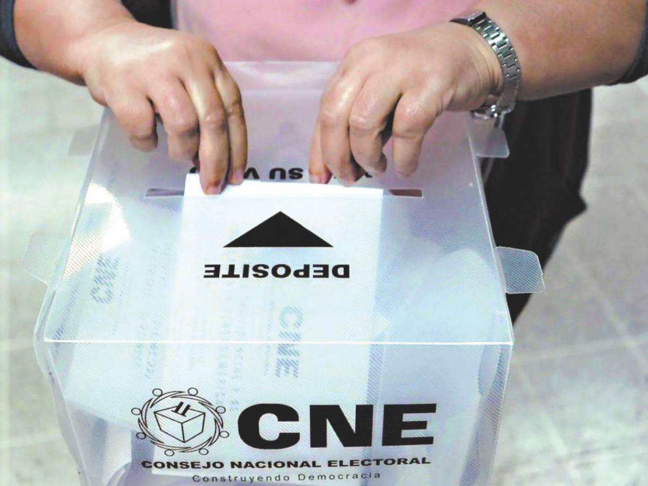 El CNE avanza en los pliegos para licitar el manejo de auditoría para las elecciones primarias