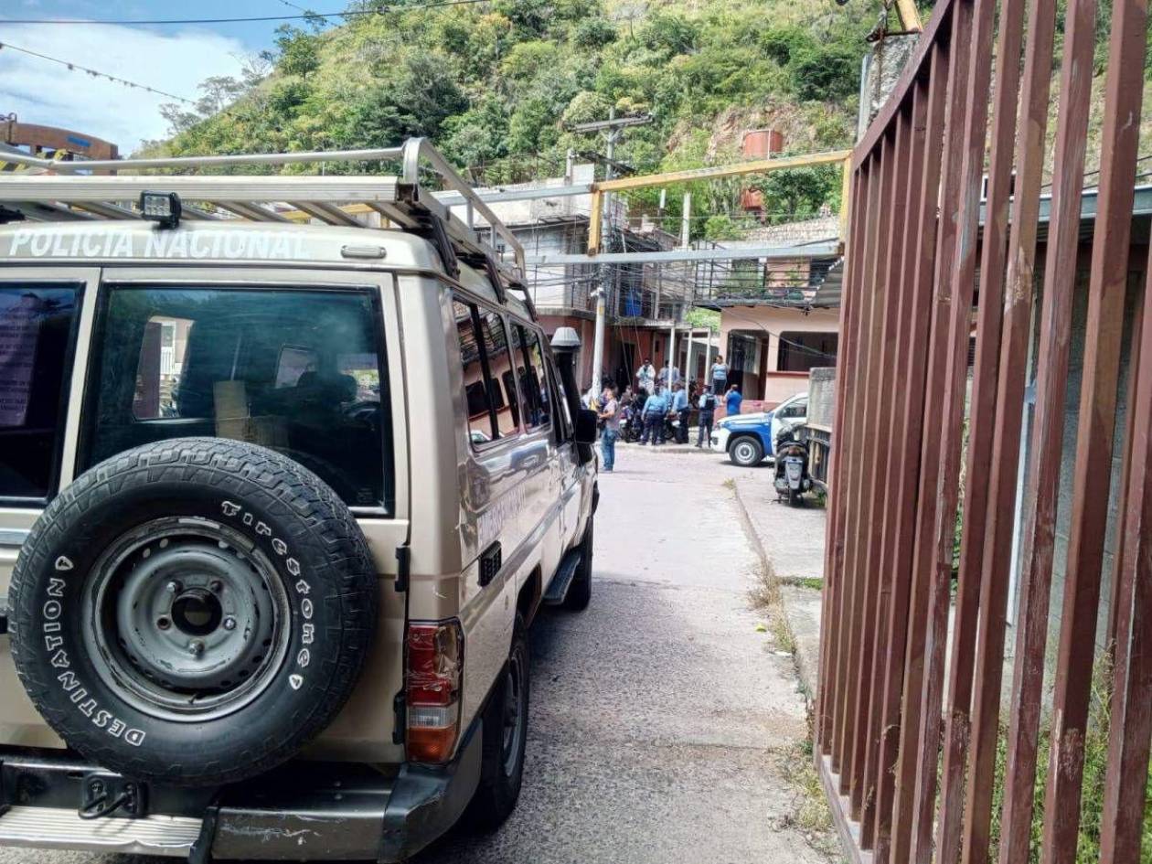 Encuentran muerto a un hombre dentro de vivienda en la colonia Kassandra