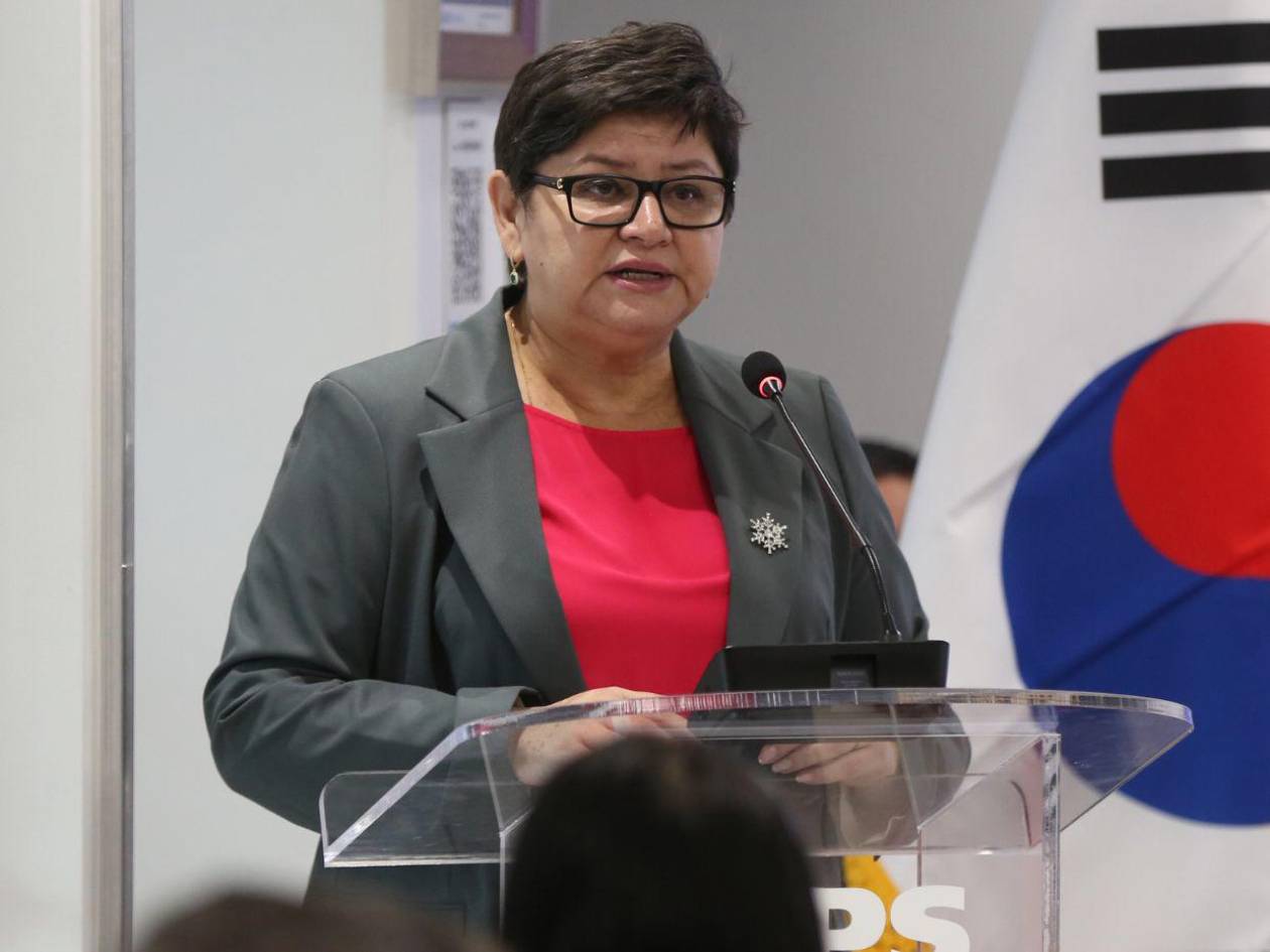 Ministra Carla Paredes: “Seré la primera en apartarme” de Salud o del IHSS