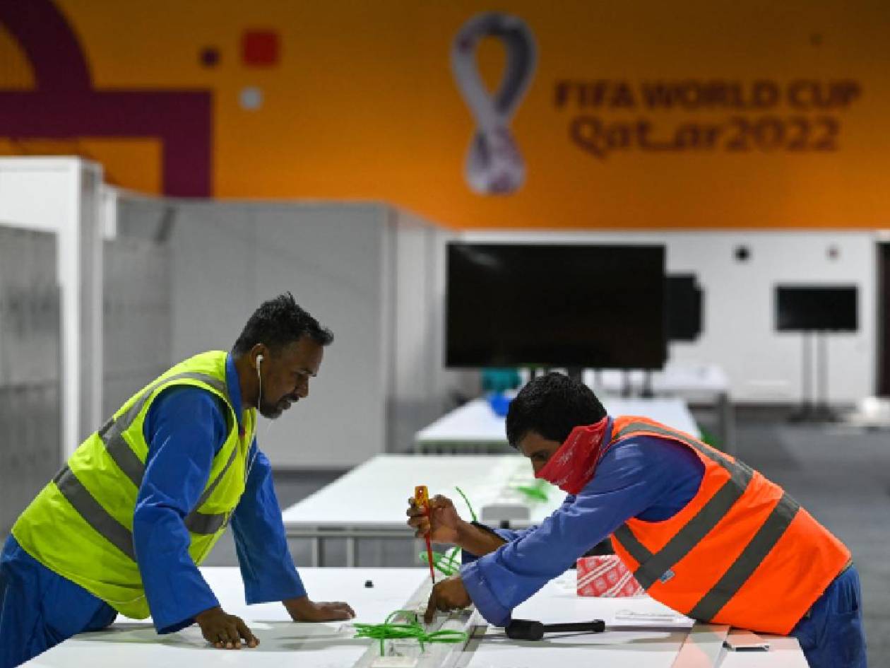 FIFA se prepara para indemnizar a los migrantes accidentados en las obras de Qatar 2022