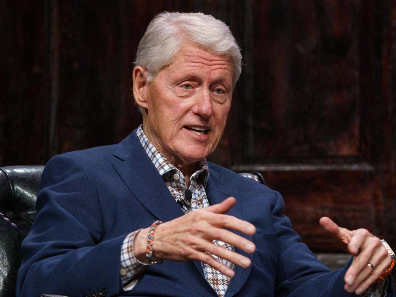 Bill Clinton fue hospitalizado tras “desarrollar fiebre” en Washington