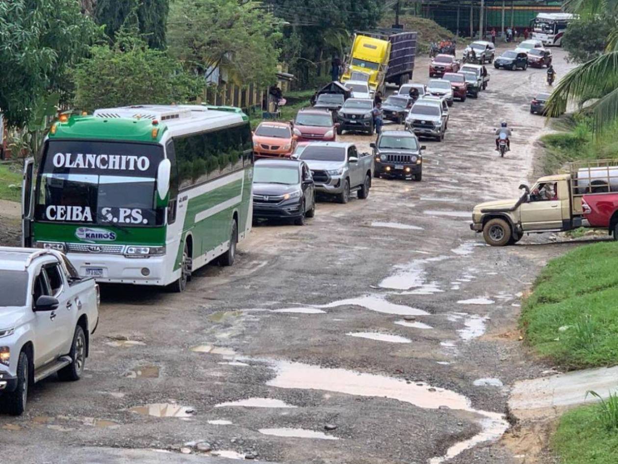 Urge la reconstrucción de la carretera CA-13 en el atlántico hondureño