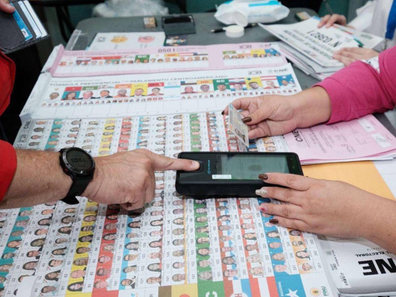 El Consejo Nacional Electoral a la espera de las ofertas para la biometría