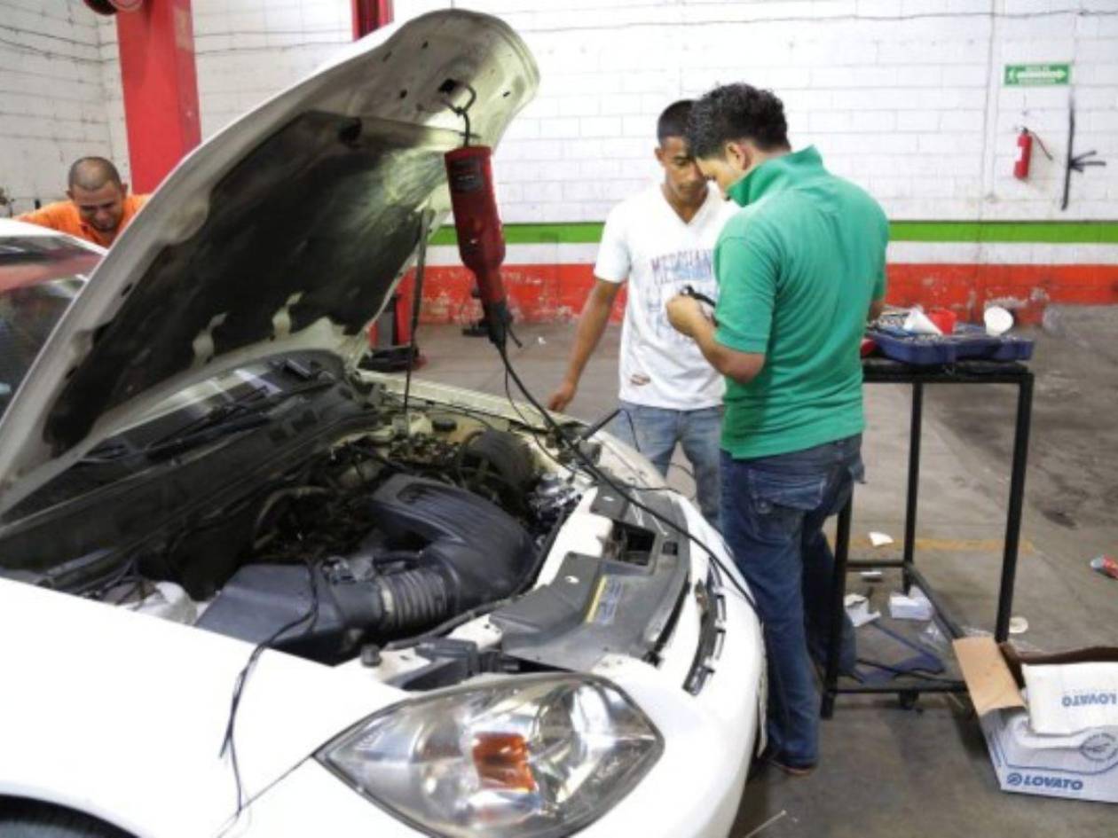 Instituto de Transporte instalará sistema de gas vehicular a 2,000 taxis