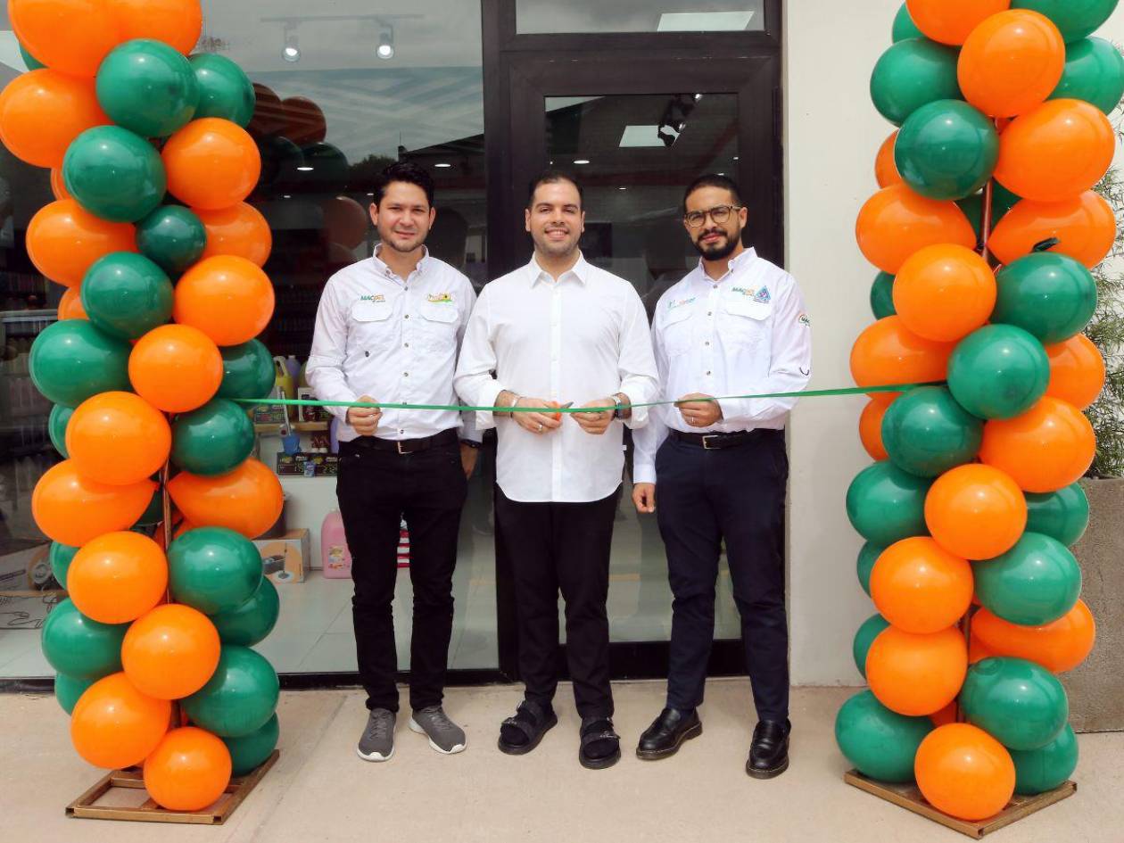 Macdel Express apertura su tienda #74 en Novaplaza, Tegucigalpa