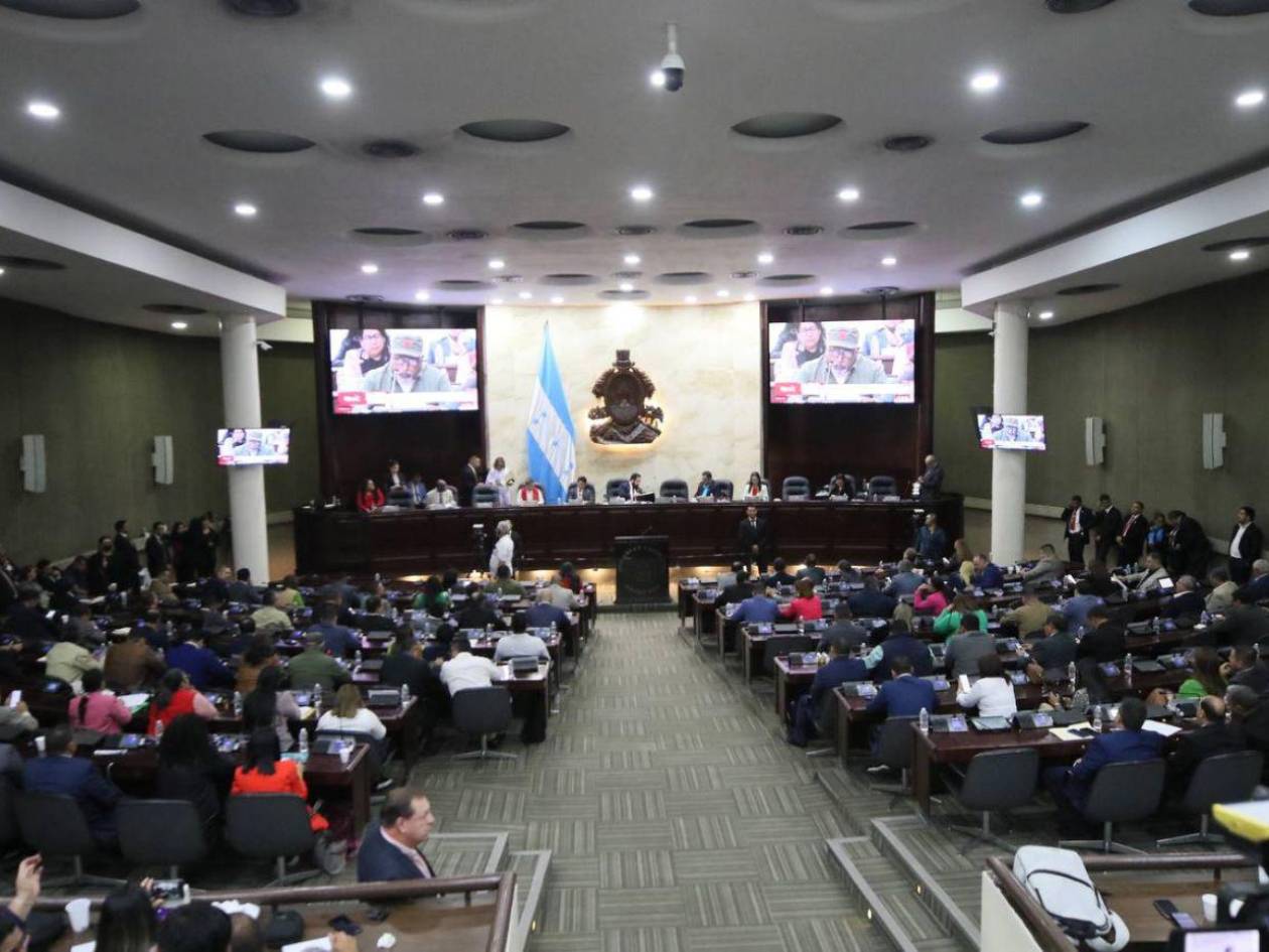 Congreso Nacional convoca a jefes de bancada para este martes en busca de consensos