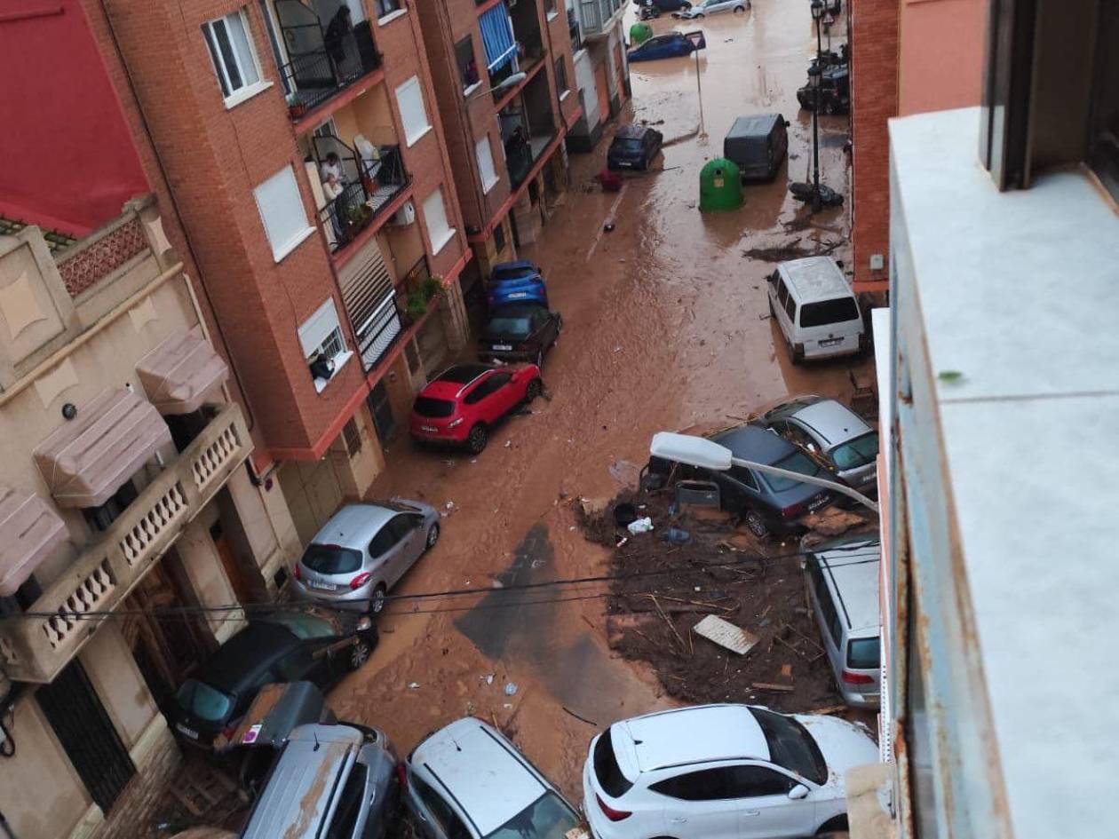 Ciudad de la Justicia de Valencia recibe decenas de cuerpos de fallecidos por la DANA