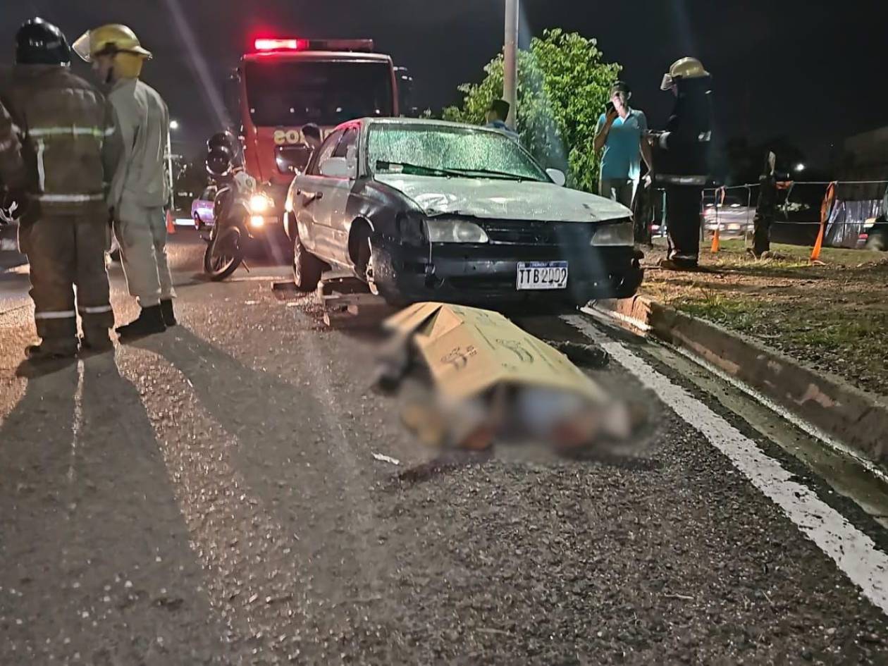 Taxista muere tras caerle encima un carro que reparaba en Tegucigalpa