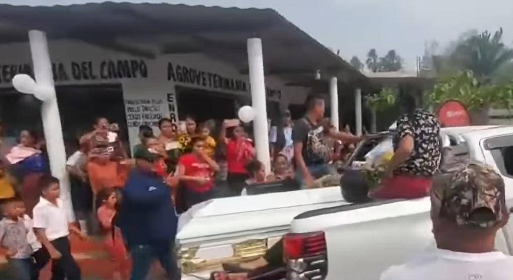 Así fue el multitudinario funeral de Farruko Pop en Guatemala