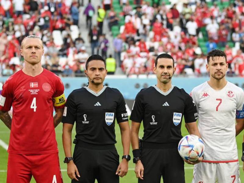 Los árbitros para este partido fueron hondureños y mexicanos.