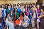 Las guapas concursantes posaron junto a la famosa presentadora de esta edición de Miss Universo.