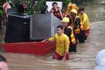 En las colonias San Isidro y Alameda en El Progreso, Yoro, se realizaron evacuaciones en zonas donde el agua la cubría parte de las viviendas.