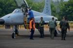 Cuatro aviones de combate cazas Northrop F5 E/F Tiger II ya fueron puestos en vuelo por las autoridades militares.